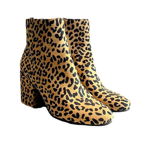 Bar III Women’s Booties Gatlin Block Heel Ankle Leopard Print Fabric Upper 5.5M - Picture 4 of 14